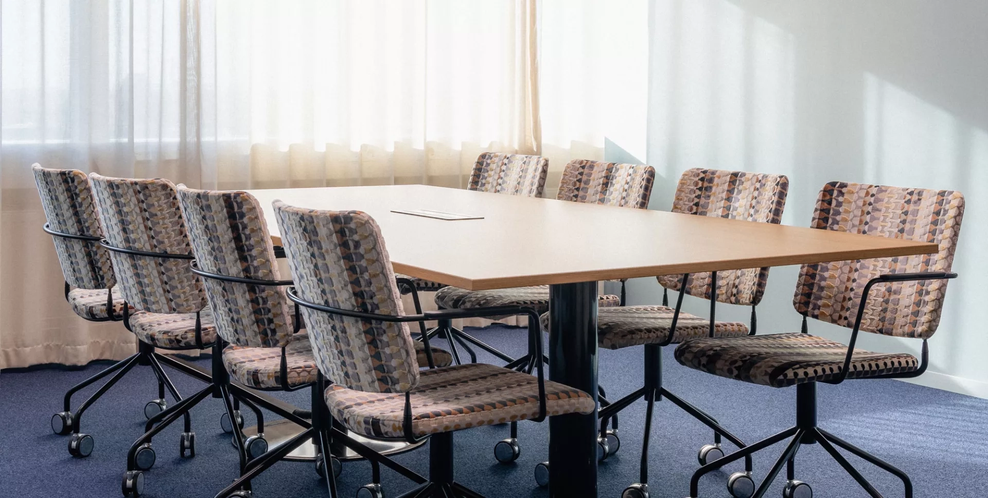 Soeco by Yllw hjälper dig att inreda ditt kontor